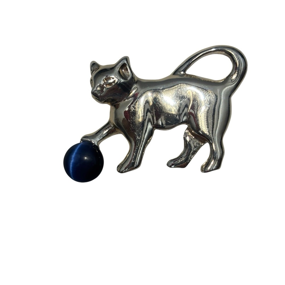 Vintage Silver Tone Kitty Cat Kitten Playing W/ Blue Marble Toy Ball Brooch Pin